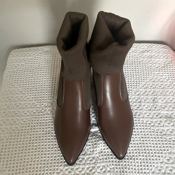 Brown socks Ankle Boots for Women - Picture 4 of 7